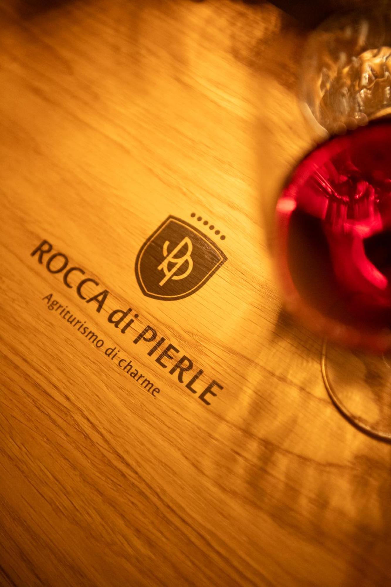 Mercatale  Rocca Di Pierle, Agriturismo Di Charme - Cortona المظهر الخارجي الصورة