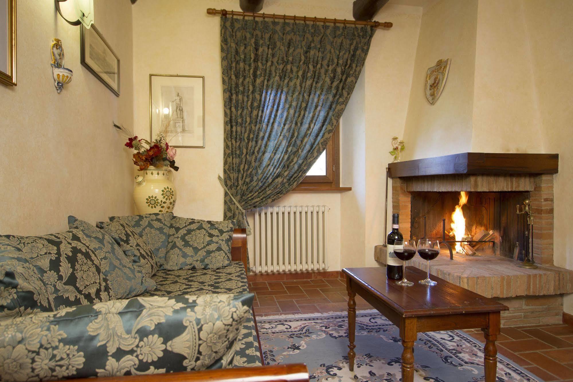 Mercatale  Rocca Di Pierle, Agriturismo Di Charme - Cortona المظهر الخارجي الصورة